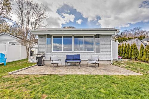 Waterfront Portsmouth Cottage: 8 Mi. From Newport! in Portsmouth (RI)