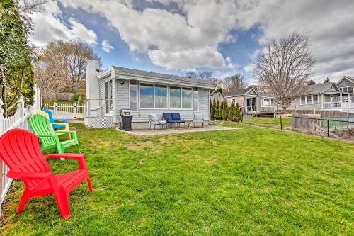 Waterfront Portsmouth Cottage: 8 Mi. From Newport! in Portsmouth (RI)