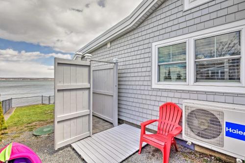 Waterfront Portsmouth Cottage 8 Mi From Newport!
