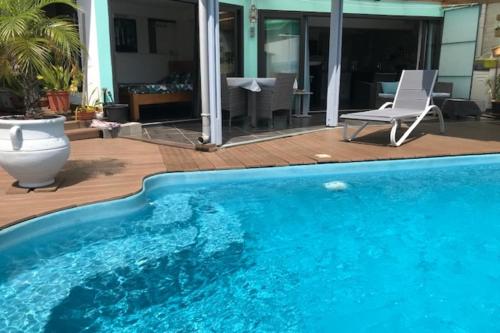 Appartement plumeria avec piscine pour 2 personnes