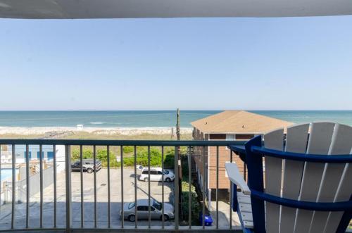 Del Boca Vista - image 8