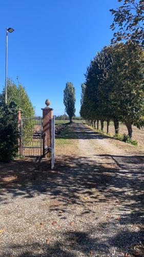 Bilocale Immerso nel Verde chambre d'hôte Aie