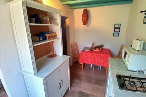 Facilities, Casinha de Aldeia no coracao da Costa Vicentina in Vila Do Bispo