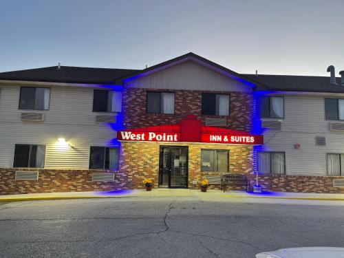 West Point Inn & Suites