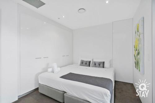 1 Bed + study- Sleeps 4 - Centre of Surfers Paradise