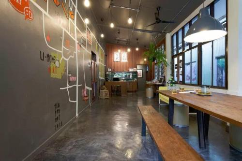 Restaurant, Chiang Mai D Hostel near Chiang Mai University