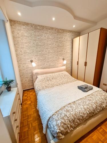 TheKeyStudio, TimeToLive with garden view in 1 min from sea, Bordighera (Foto 10)
