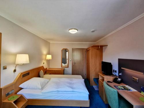 1 twin bed
