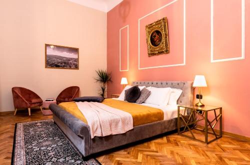 Elegant and historic 3-Bedroom in city center -By LikeHomeFlorence