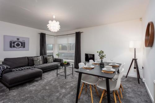 Walker Suite No73 - Donnini Apartments in Kilmarnock