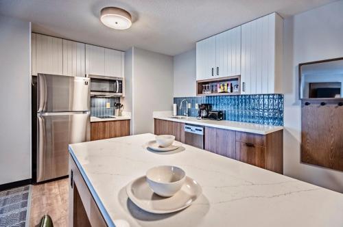 Staybridge Suites - Cedar Rapids North