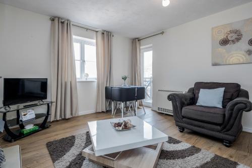 CONEN Chafford One Apartment