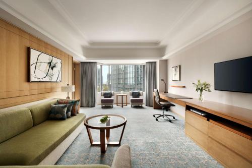 Executive Suite - City Wing image 4