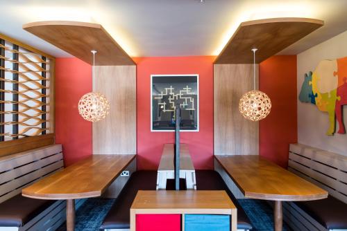 Restaurant, Queen of the Loch by Marston's Inns in Balloch