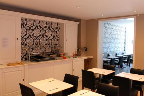 Canalview Hotel Ter Reien - image 6