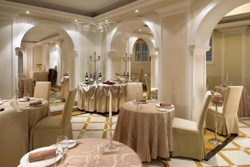 Hotel Carlton On The Grand Canal - image 6