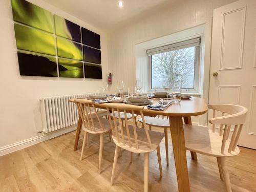 廚房, Shepherd Moon in 米德敦