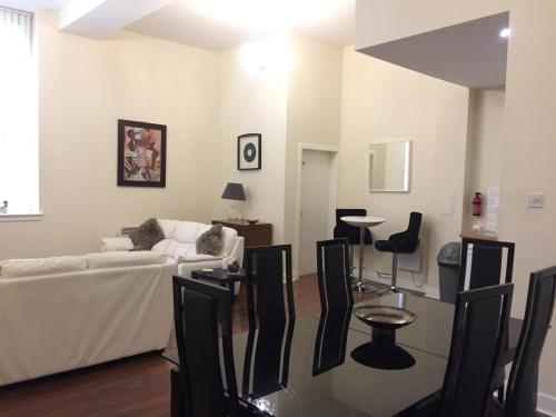 Stunning Glasgow City Centre Apartment, Abington, Lanarkshire