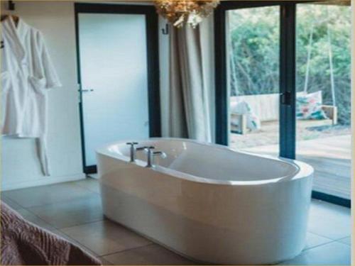 Létesítmények, De Uijlenes in Uilenkraal