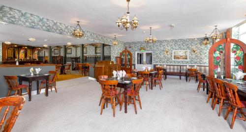 Restaurant, Eviston House Hotel in Killarney