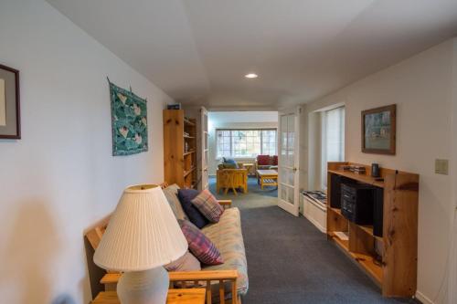 Pine Street Cottage - image 6