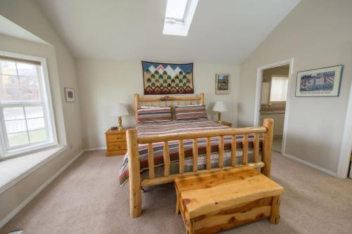 Pine Street Cottage – Sisters, OR