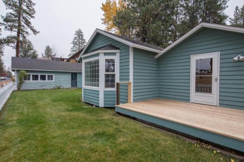 Pine Street Cottage – Sisters, OR