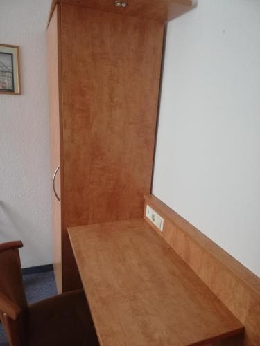 1 twin bed