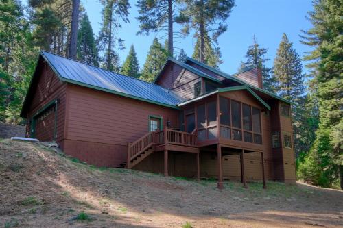 Aspen House in Fish Camp - image 2