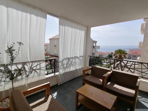 L & L Apartmani, Bol (foto 2)