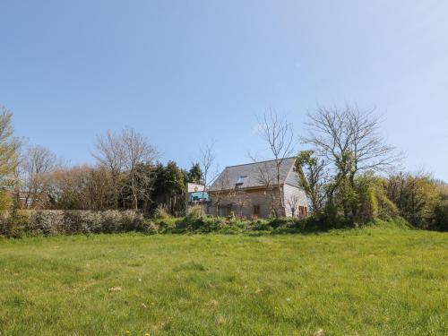 Northlands Country Cottage With Hot Tub