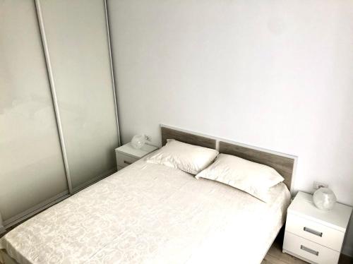 VIP Apartment in a new building in the center - image 2