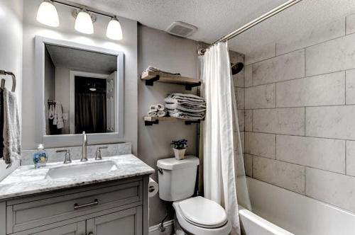 Exceptional Vacation Home in the Amenity-Rich Maravilla condo - image 4