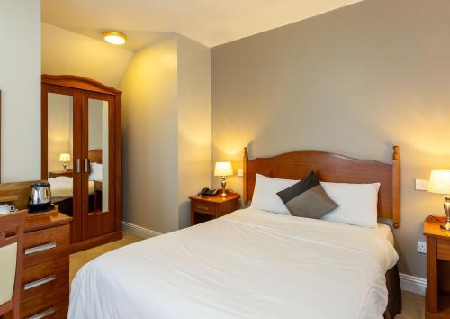 Tudor House Guest House in ดันการ์แวน