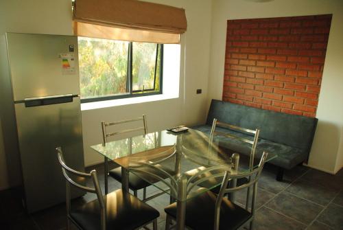 2 bedrooms, 3 beds