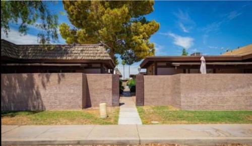 Private Room in Tempe Condo NOT HOTEL