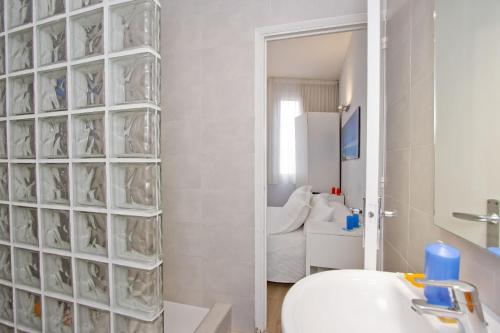 Barcelona City Hotel - image 5