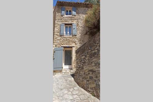 La Pitchounette micro-maison de charme gîte à louer Fontaine-de-Vaucluse