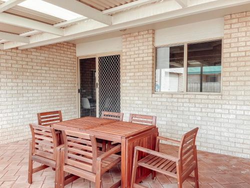 Carnarvon 3BR & 2BA Holiday House in 卡那封