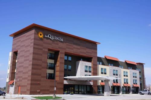 La Quinta Inn & Suites by Wyndham Littleton-Red Rocks - Hotel - Littleton