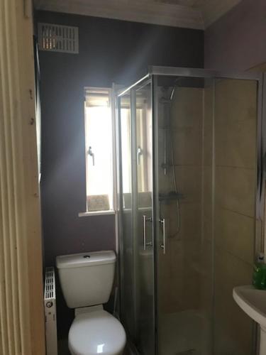 Extra large room with office space