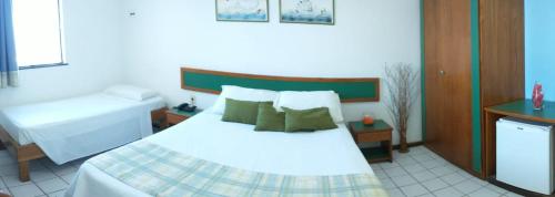 Master Room image 4