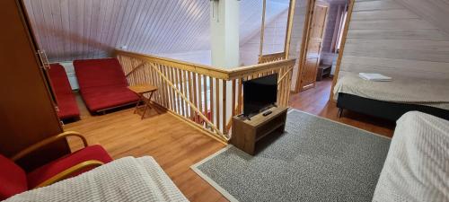 Tilhi Chalet - image 2