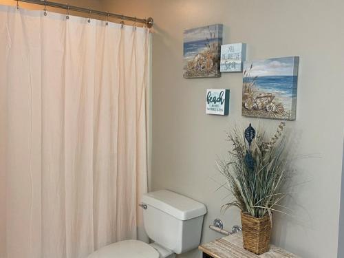 Exceptional Vacation Home in Orange Beach condo - image 3