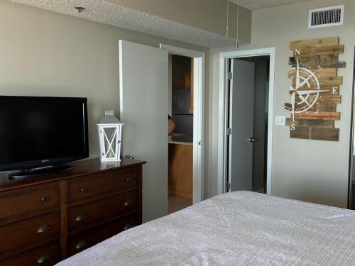 Exceptional Vacation Home in Orange Beach condo - image 4