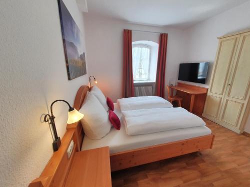 Book the Standard Double Room Standard Double Room