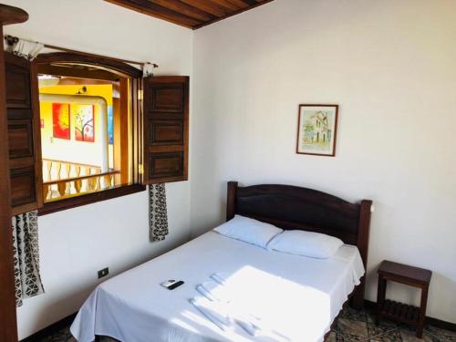 Pousada Parque Imperial Set in a prime location of Paraty, Pousada Parque Imperial puts everything the city has to offer just outside your doorstep. The property has everything you need for a comfortable stay. Service-minded