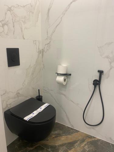 Modern Classic 2 bedroom apartment near Most City