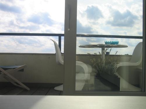 Two-Bedroom Apartment with Terrace image 6