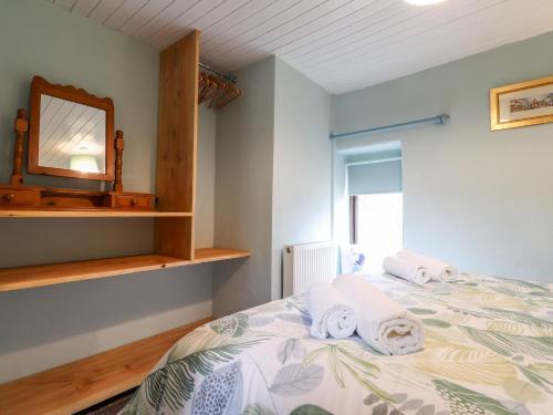 Barn Court Cottage - image 7